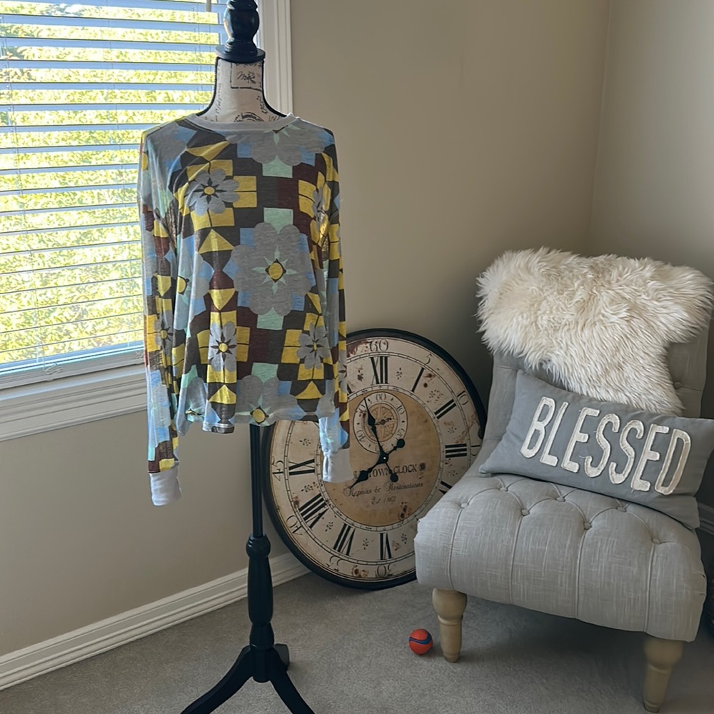 Fp Movement Medium Keep Rolling Printed Long Slee… - image 1